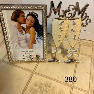 Elegant Bowring crystal Mr & Mrs Champagne Flute wedding frame